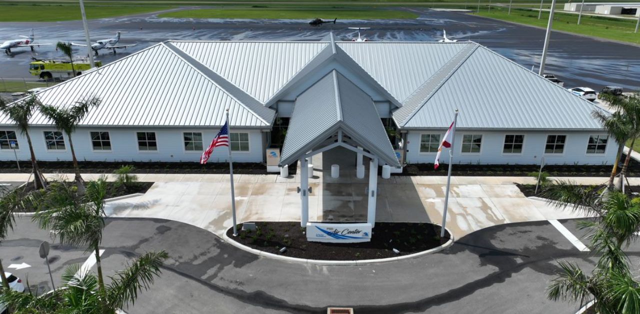 Frontier Airlines PGD Terminal – Punta Gorda Airport